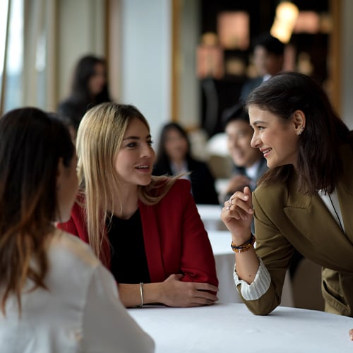 Get access to Glion’s network of industry partners & recruiters