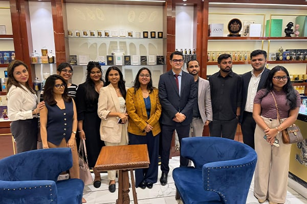 MGLuxM-SP-Jain-Global-students-visit-Scentido-Palladium-Mall-Mumbai-inside-image