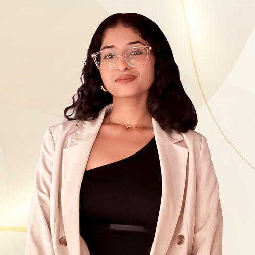 Navisha-Chhaparia_STUDENT-EXPERIENCES