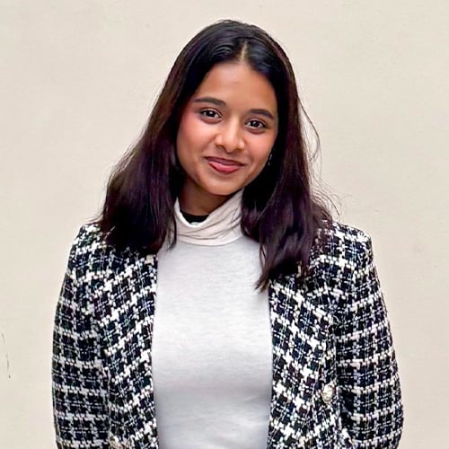 SAMRUDDHI-JADHAV-Nilaya-Anthology-SP-Jain-MGLuxM-alumni-testimonials