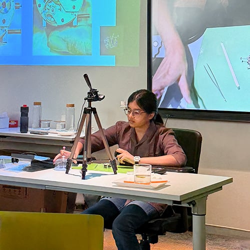 Sarosh-Mody-Founder-of-Luxury-Watch-Works-holds-a-luxury-session-with-MGLuxM-students-at-SP-Jain-Mumbai-4 Sarosh-Mody-Founder-of-Luxury-Watch-Works-holds-a-luxury-session-with-MGLuxM-students-at-SP-Jain-Mumbai-4