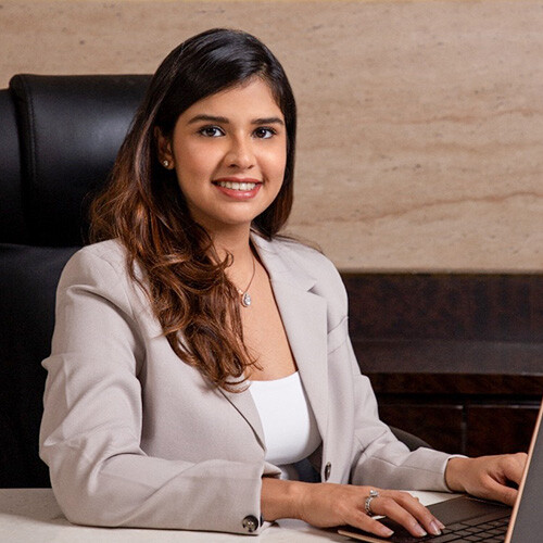 Simran-Bathija-Dodeja-