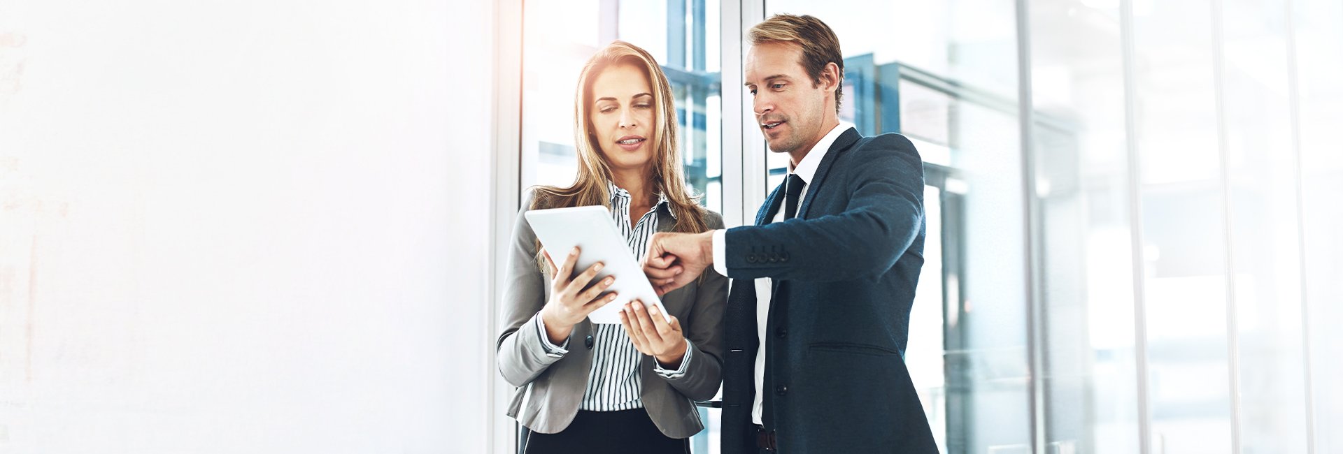 mgluxm-webinar-final-call_desktop-banner